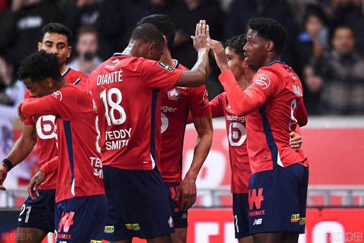 世俱杯直播-史蒂文前玩全场，法甲赛场前奏集锦蚂蚁矿