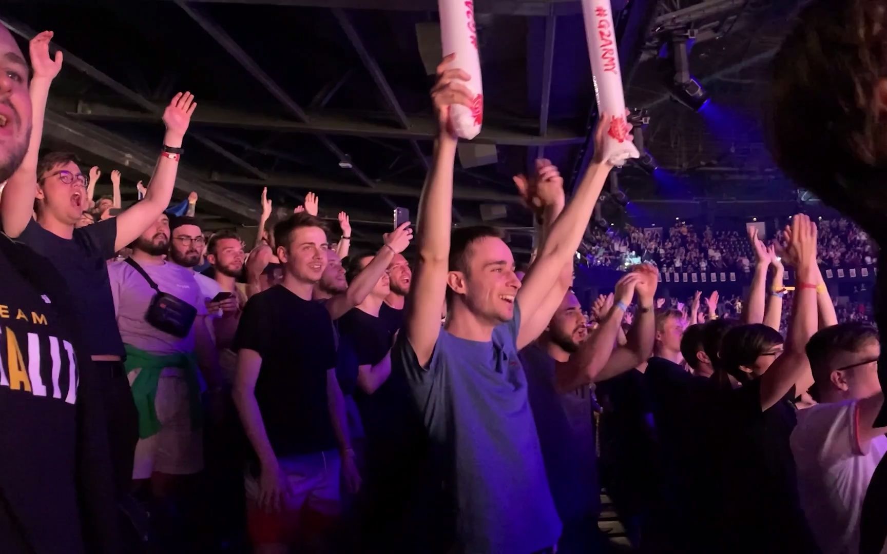 精彩比赛引无数观众热血沸腾，期待金牌花落谁家的简单介绍