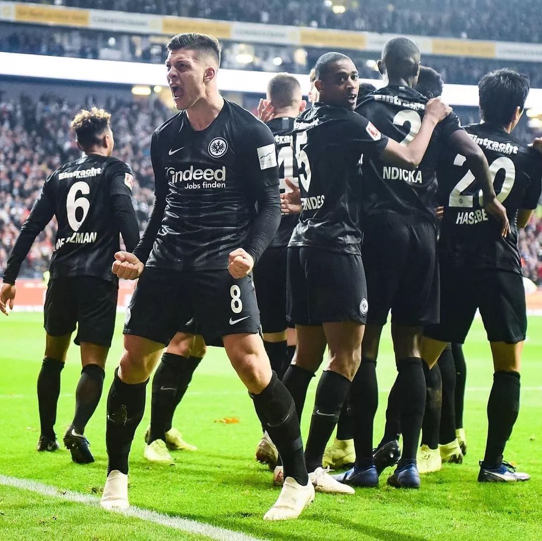 世俱杯改制-法兰克福主场平局，保持在中游位置不动