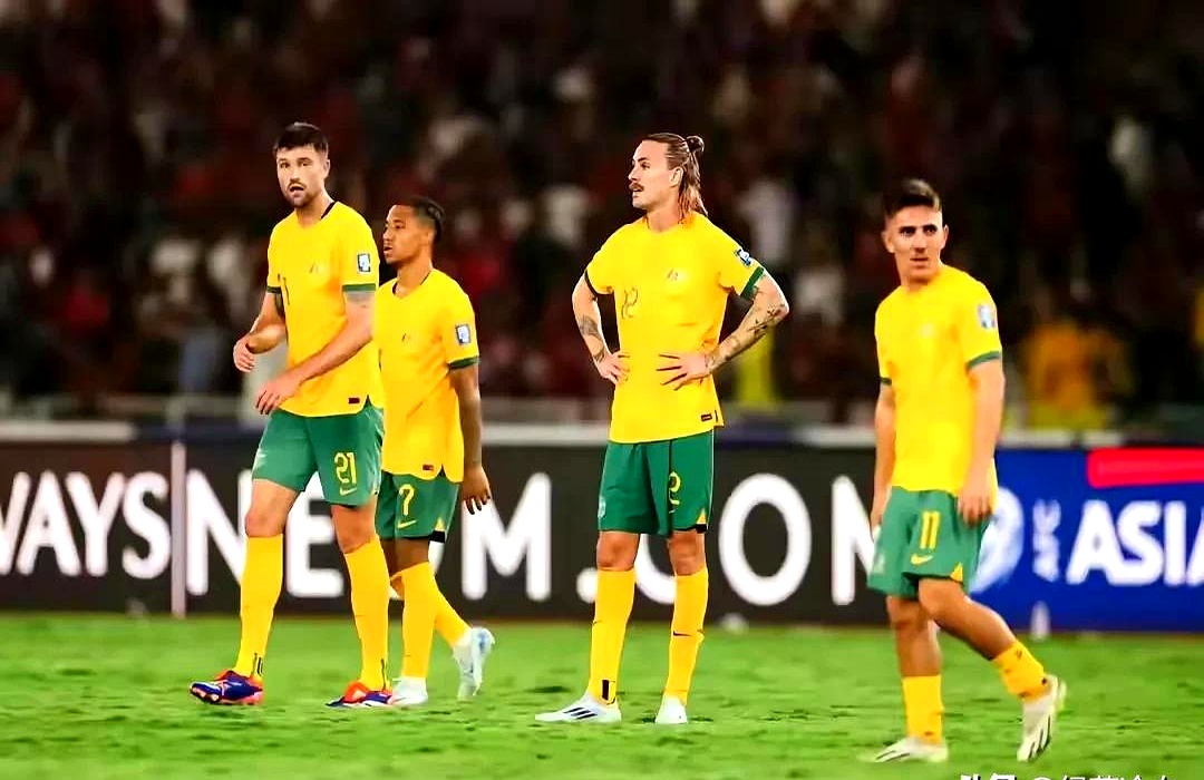 澳洲力量队员的顽强努力，带领球队走向胜利之路