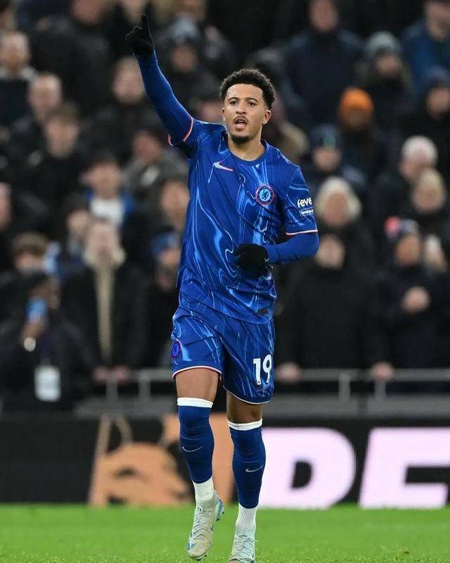 世俱杯分组-切尔西后防线铁桶般防守，保持不败战绩