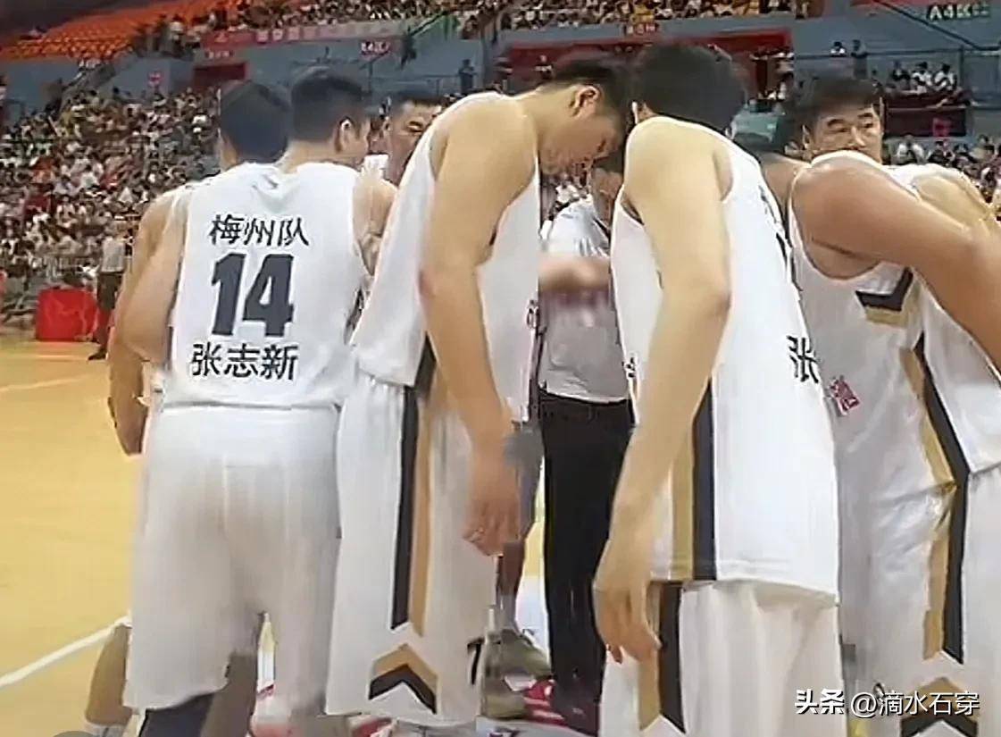 世俱杯改制-广东队主教练战术灵活备战下一回合