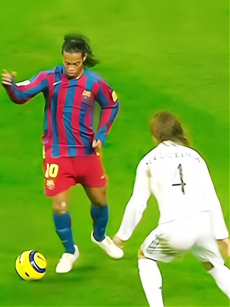 世俱杯时间-关于现场实况回顾：球员动作极具观赏性引发热议的信息