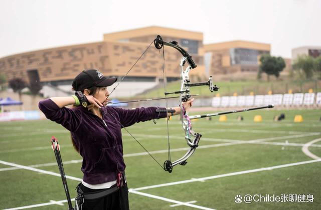 世俱杯决赛-射箭选手箭无虚发，以精准射中荣耀的简单介绍