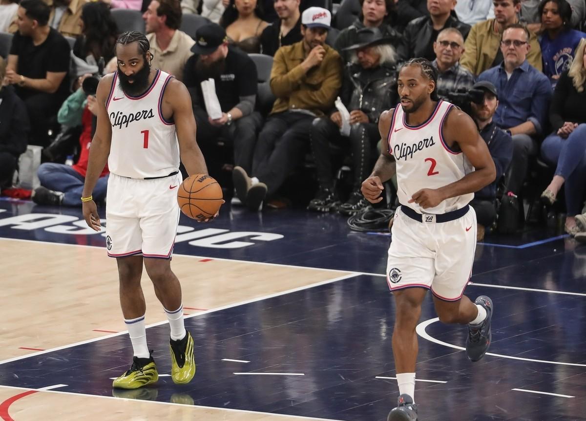 包含快船险胜凯尔特人，乔治神奇绝杀的词条