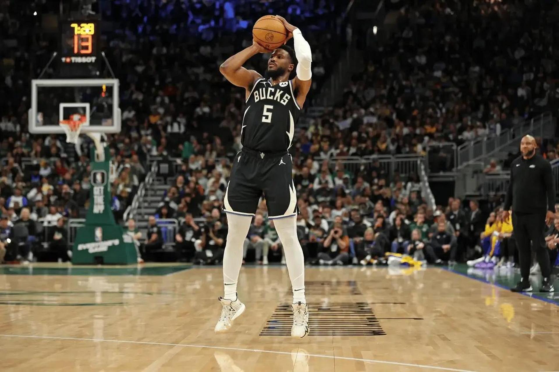 世俱杯冠军-关于活塞队中场成交，实力受到提升的信息