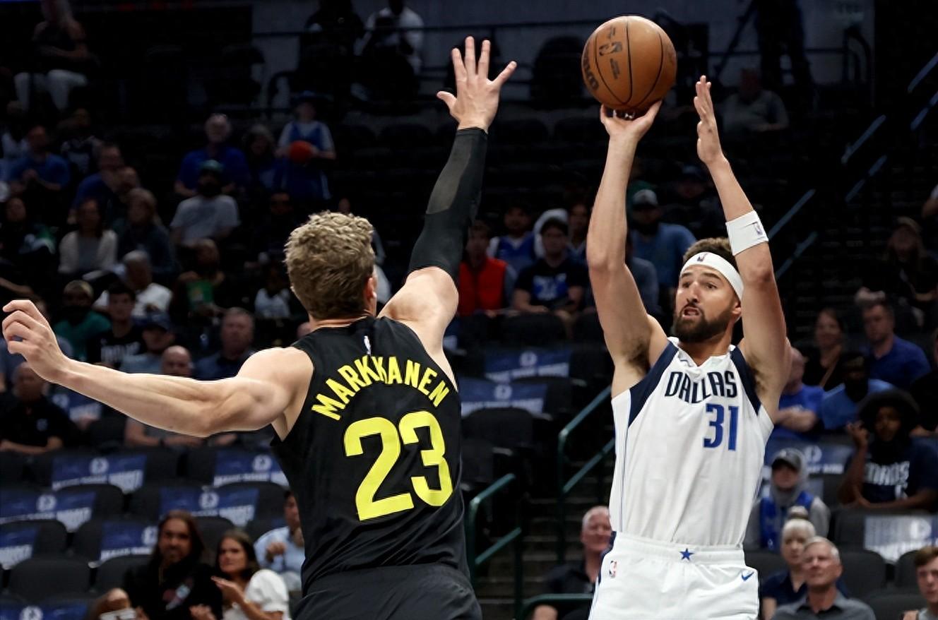 世俱杯赛程-爵士队在季后赛中力挽狂澜