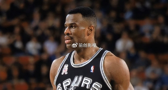 马刺遭受伤病困扰，排名下滑