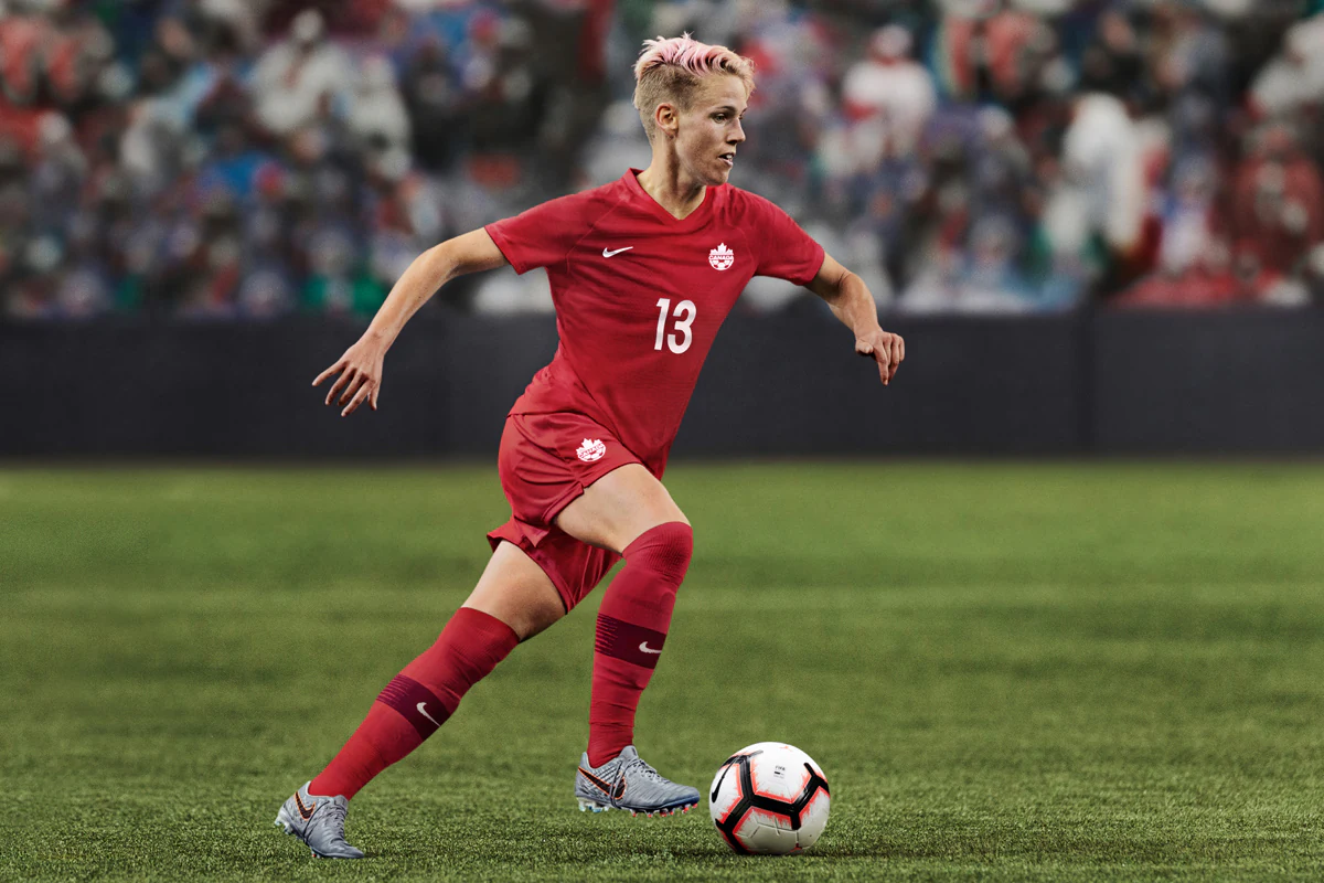 加拿大女足队冲击了冠军头衔