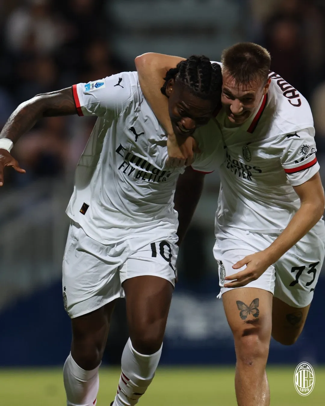 卡利亚里球员柯林辛加盟意甲球队