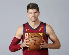 科沃尔多瓦草莓联盟战胜欧甲奥胜利福