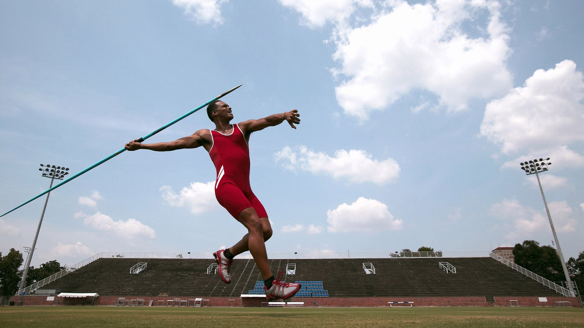 锁与钥匙，雄鹿横扫背后的布伦森破局